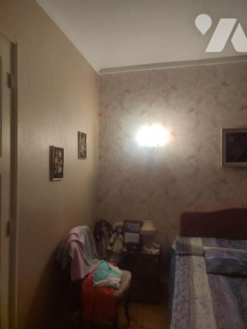 A AURILLAC (CANTAL), proche du centre-ville, une maison mitoyenne à rénover
comprenant, au rez...