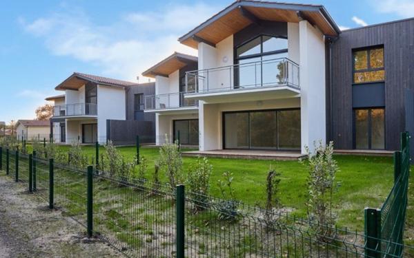 Appartement à vendre    3 pièces •  Tosse