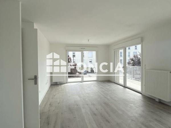 Location Appartement 3 pièces 62.8 m² - ECO QUARTIER VERT CAMPUS Amiens 80000