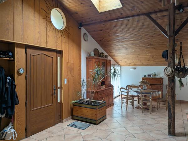 AUBIGNY-LES CLOUZEAUX Maison en pierre 186 m² charme champêtre avec grand parc env. 1 HA