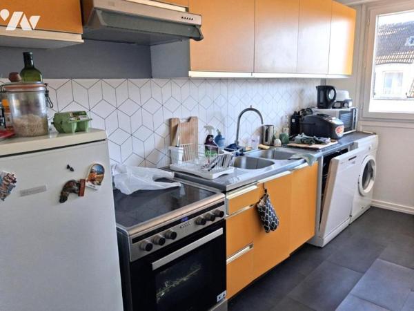 APPARTEMENT T3 + GARAGE EQUEURDREVILLE CENTRE