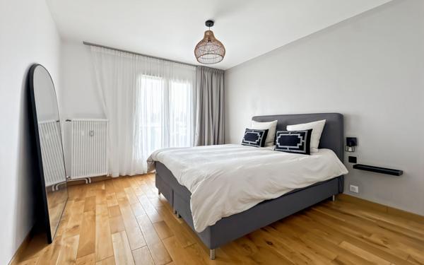 Appartement à vendre    3 pièces • 81 m2 Valence