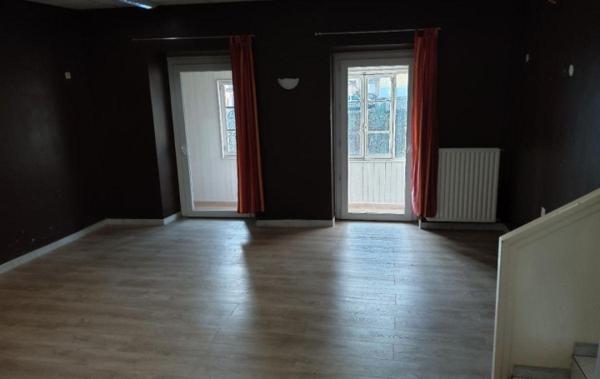 Vente Local commercial Local commercial libre 65m² Le pont-de-beauvoisin   