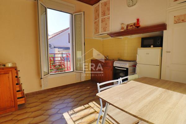 Appartement T2 34m² avec TERRASSE + Véranda 13009 Clim Dernier étage