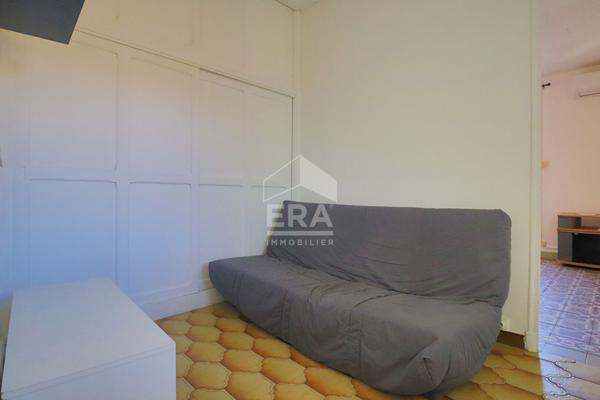 Appartement T2 34m² avec TERRASSE + Véranda 13009 Clim Dernier étage