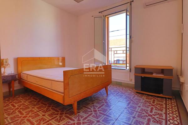 Appartement T2 34m² avec TERRASSE + Véranda 13009 Clim Dernier étage