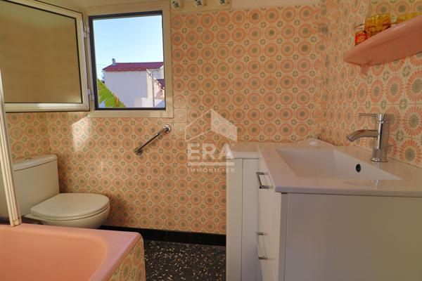 Appartement T2 34m² avec TERRASSE + Véranda 13009 Clim Dernier étage