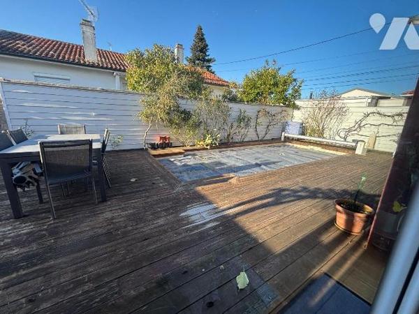 A VENDRE, Gironde, proche Bordeaux, BRUGES quartier La Marianne, à deux pas des écoles et du ce...