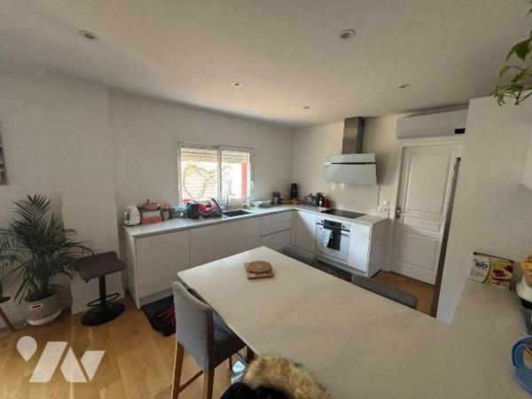 A VENDRE, Gironde, proche Bordeaux, BRUGES quartier La Marianne, à deux pas des écoles et du ce...