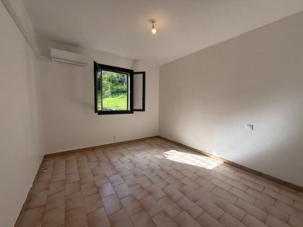 Appartement Monte 4 pièce(s) 97 m2