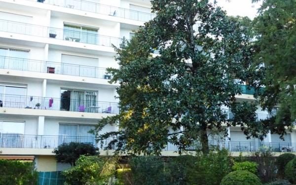 Appartement à vendre    2 pièces • 42 m2 Gréoux-les-Bains