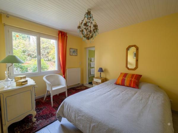 Maison 4 pièce(s) 3 chambre(s) 140 m²
