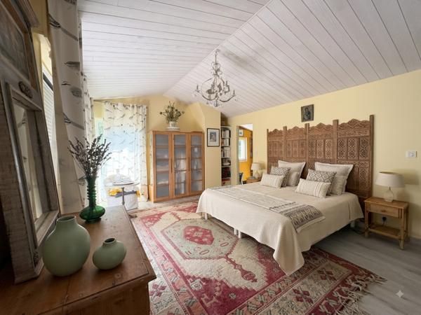 Maison 4 pièce(s) 3 chambre(s) 140 m²