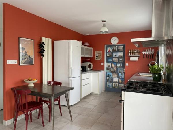 Maison 4 pièce(s) 3 chambre(s) 140 m²