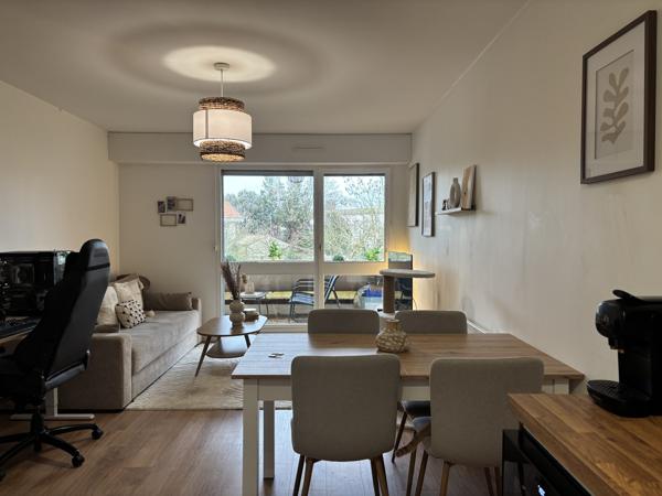 Appartement T2 avec loggia proche centre-ville