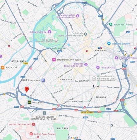 PROCHE CHR - PLACE DE PARKING DE 13m² DANS UNE RESIDENCE SECURISEE - POSSIBILITE ACHAT 2è PLACE