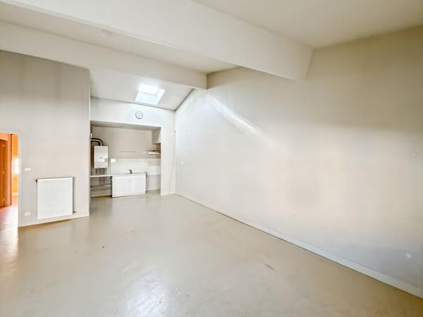 Location appartement Caussade - 2 pièce(s) - 70 m² - 450 €/mois