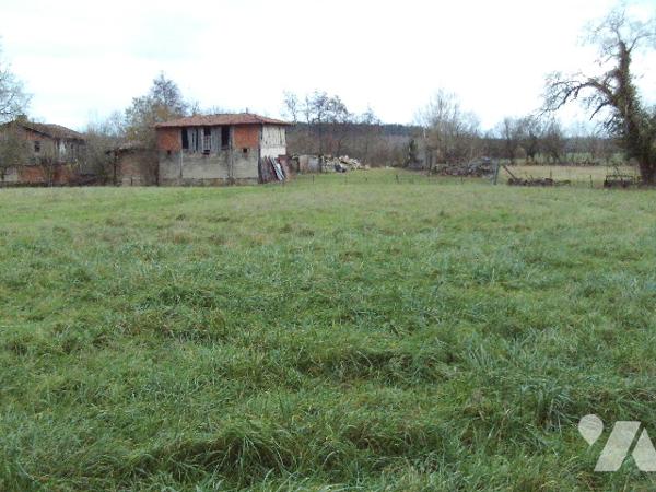 corps de ferme et ses dépendances