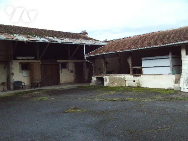 corps de ferme et ses dépendances