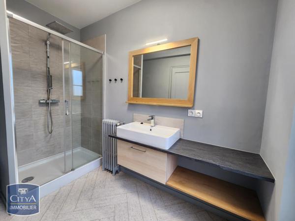 Appartement à louer 2 pièces 51.63m²