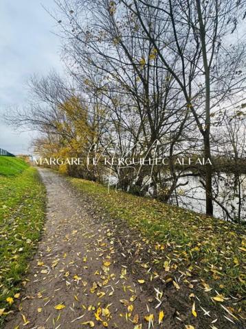 Joli appartement de 63m² avec deux chambres et balcon et parking proche gare.