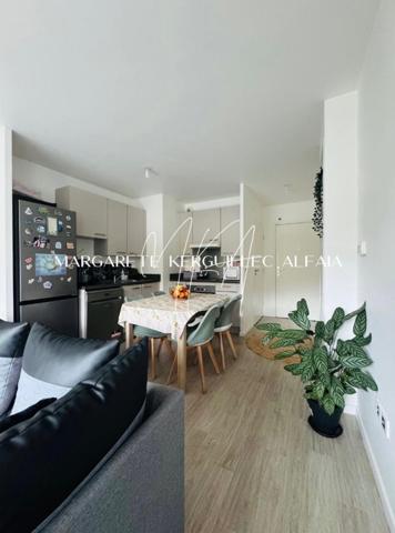 Joli appartement de 63m² avec deux chambres et balcon et parking proche gare.