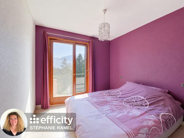 Appartement
         2 pièces
        - 33 m² 144 000 € *