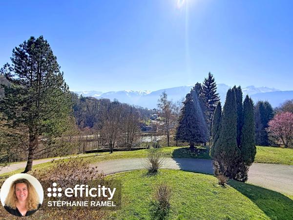 Appartement
         2 pièces
        - 33 m² 144 000 € *