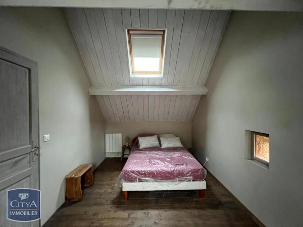 Maison à louer 3 pièces 69.75m² Saint-Hilaire-sur-Benaize (36370)