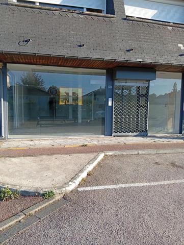 Location - Fonds et/ou murs commerciaux Saint-Ouen-de-Thouberville 27310 2 pièces 145 m 2
