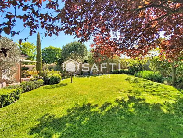 Maison familiale avec jardin paysager d’exception