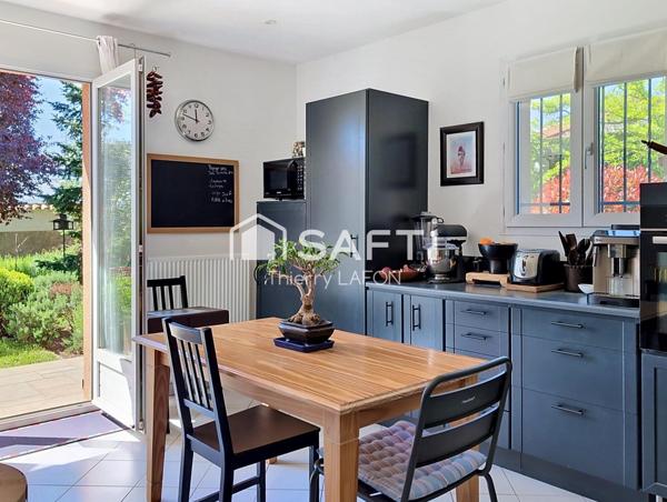 Maison familiale avec jardin paysager d’exception