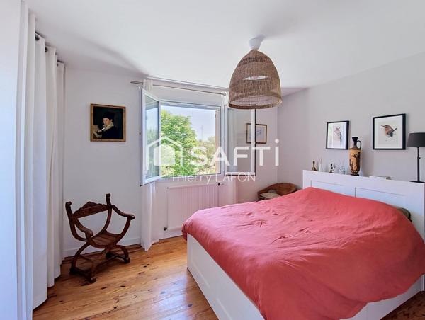 Maison familiale avec jardin paysager d’exception