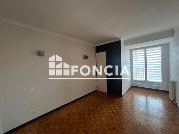 Location Appartement 3 pièces 73.59 m² - 20 BOULEVARD DES PYRENNEES Pau 64000