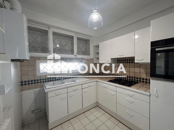 Location Appartement 3 pièces 73.59 m² - 20 BOULEVARD DES PYRENNEES Pau 64000