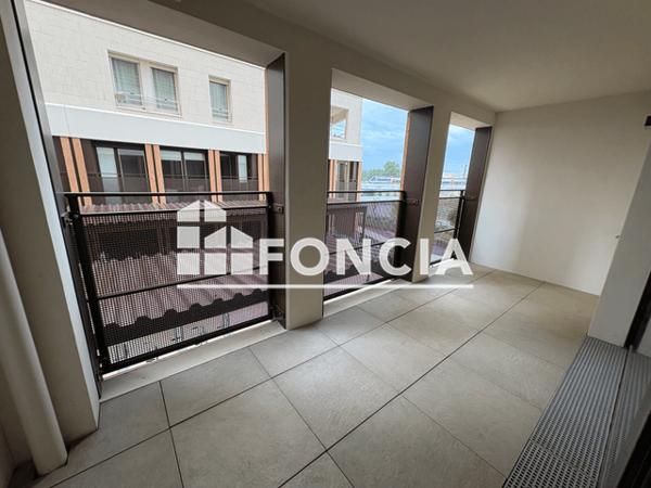 Location Appartement 3 pièces 74.32 m² - Bordeaux 33100