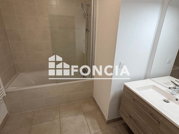 Location Appartement 3 pièces 74.32 m² - Bordeaux 33100