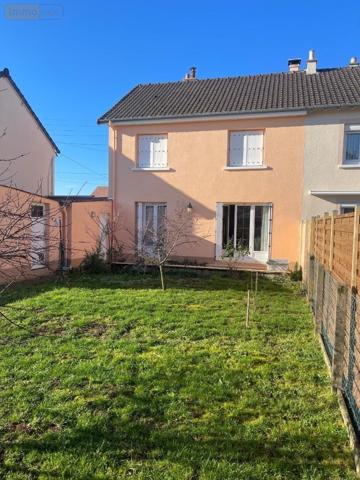 Maison à vendre à Arnage dans la Sarthe (72230), ref : 13816/1170   
BOURG PROCHE COMMODITES