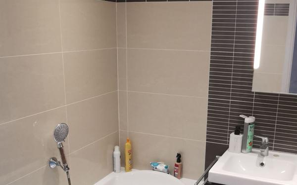 Appartement à vendre    3 pièces • 83 m2 Saint-Laurent-du-Var