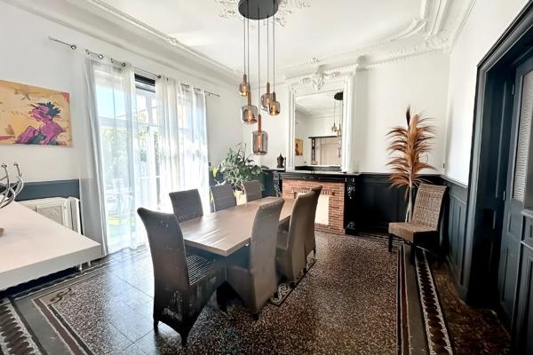 Appartement bourgeois rénové en centre-ville