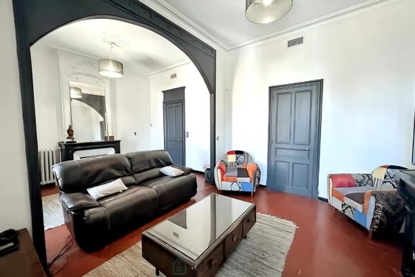 Appartement bourgeois rénové en centre-ville