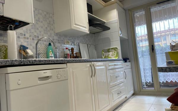 Appartement à vendre    4 pièces • 75 m2 Saint-Mandrier-sur-Mer