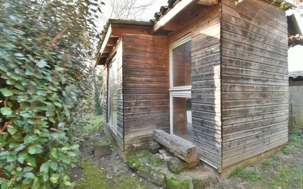 Maison à vendre    6 pièces • 360 m2 Mours-Saint-Eusèbe