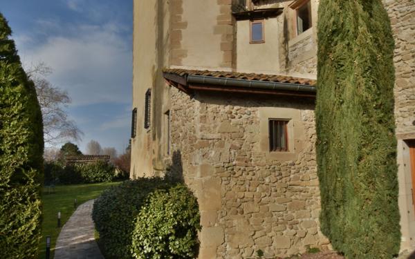 Maison à vendre    6 pièces • 360 m2 Mours-Saint-Eusèbe