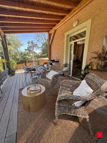 CENTRE LOZANNNE, VILLA DE CHARME MEUBLEE, ENTIEREMENT RENOVEE