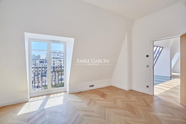 À Vendre - Appartement - Neuilly  Sur Seine - 92200 - Duplex - 4 Chambres