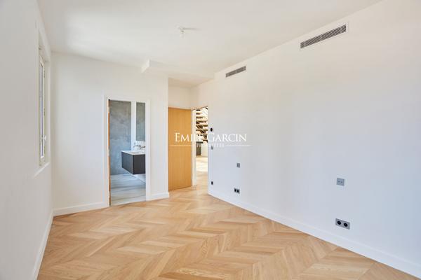 À Vendre - Appartement - Neuilly  Sur Seine - 92200 - Duplex - 4 Chambres