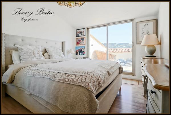 Appartement à vendre 4 pièces LA COLLE SUR LOUP (06)