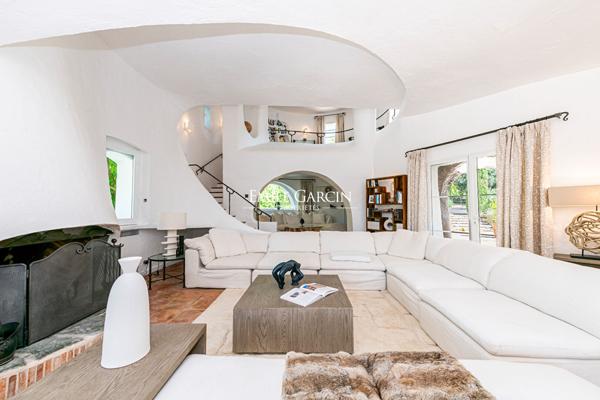 À vendre, Côte d'Azur, Valbonne , Magnifique propriété vue mer.