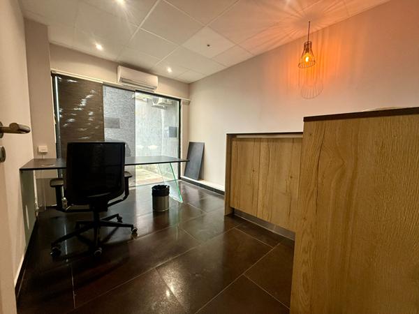 A LOUER - BUREAU BASTIA (20600)